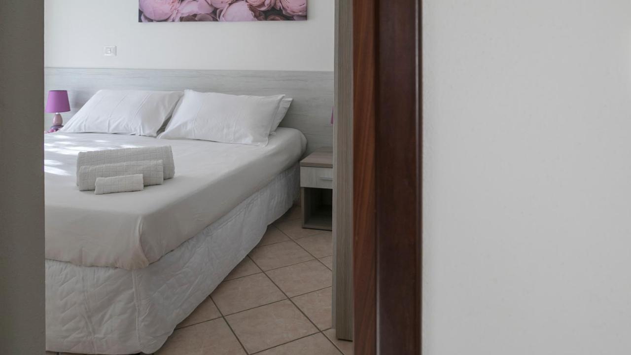 Oasi In Centro - Cala Gonone Apartment Екстериор снимка