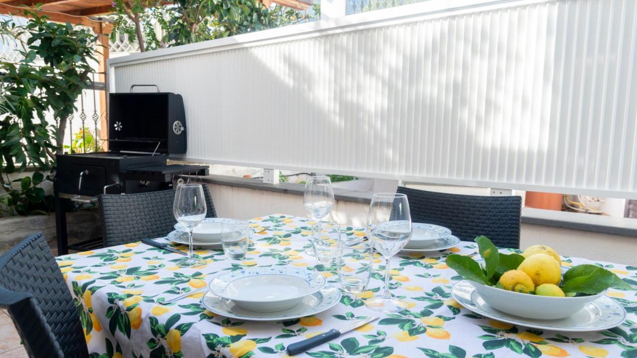 Oasi In Centro - Cala Gonone Apartment Екстериор снимка