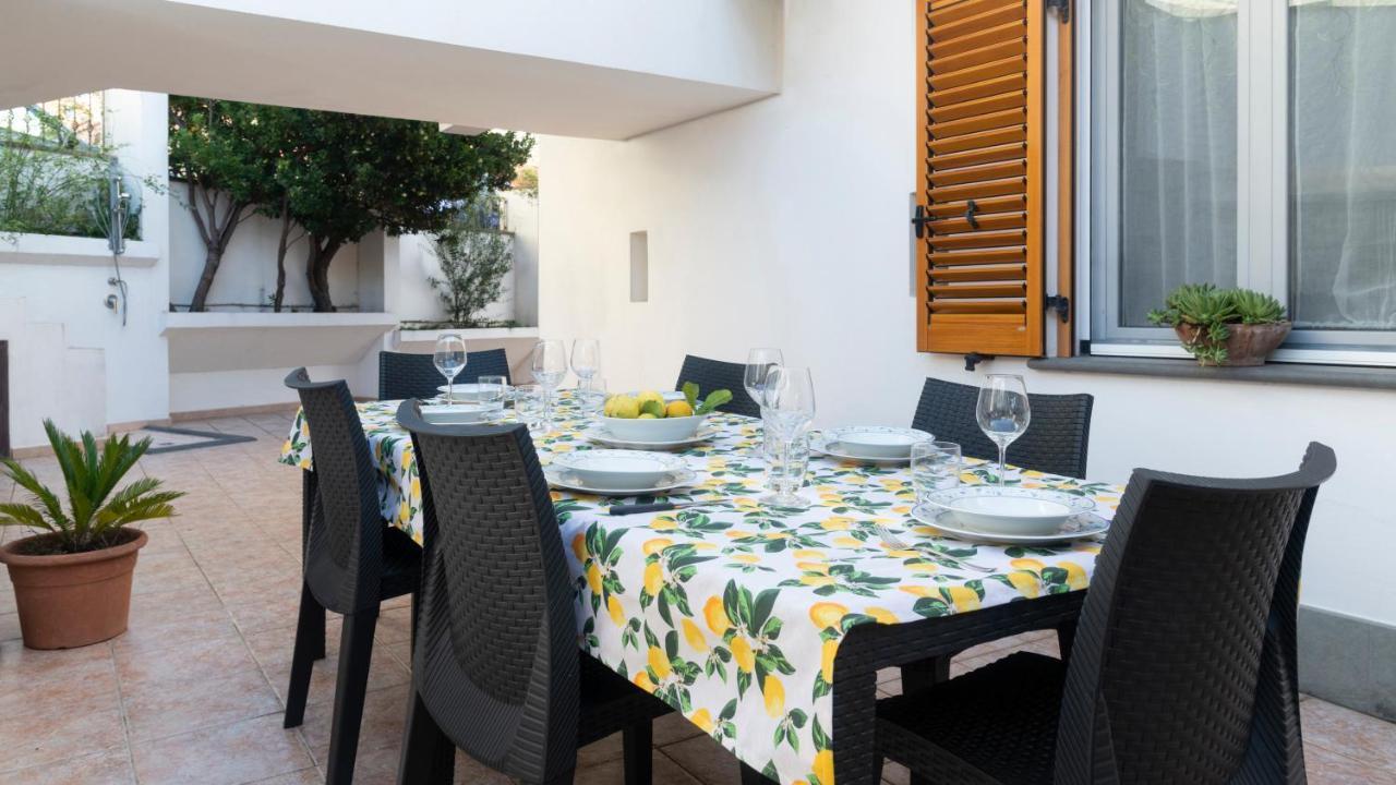 Oasi In Centro - Cala Gonone Apartment Екстериор снимка